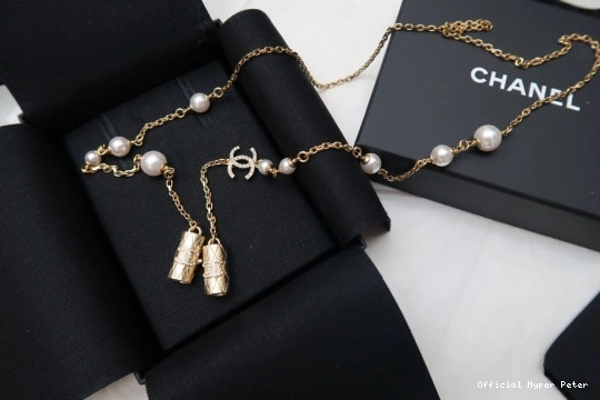 HyperPeter CHANEL NECKLACE AIRPODS 0711